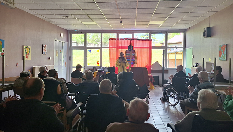 Animation « Musiques Latines et Flûtes Amérindiennes » à l’EHPAD de Cirey-sur-Vezouze